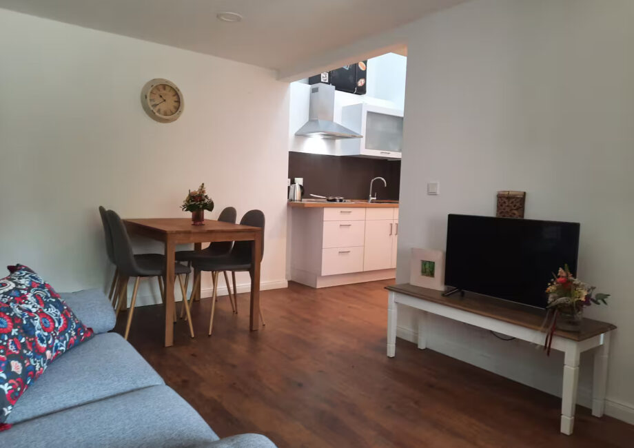 993ddd5a-cc12-4e8e-ae0d-aaa1839d587e